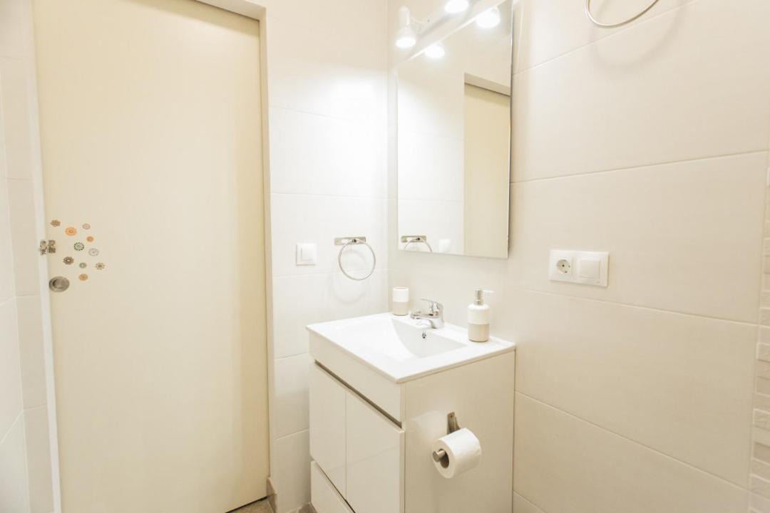 Wide And Diaphanous- 3Bd 2Bth- Alcazar Sevilla Buitenkant foto