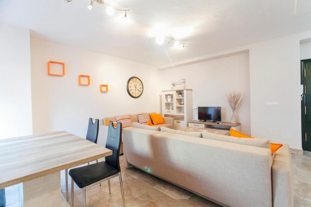 Wide And Diaphanous- 3Bd 2Bth- Alcazar Sevilla Buitenkant foto