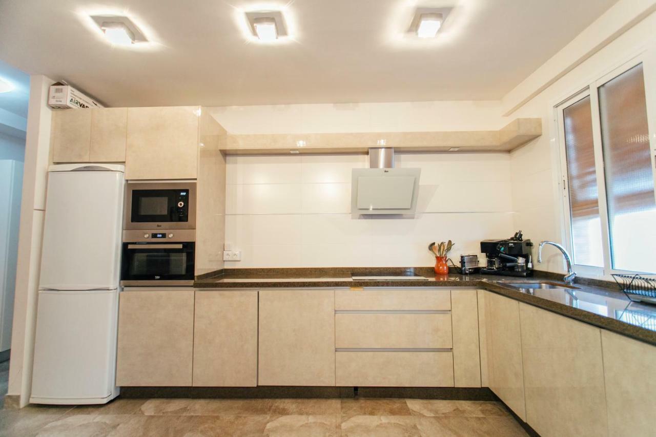 Wide And Diaphanous- 3Bd 2Bth- Alcazar Sevilla Buitenkant foto